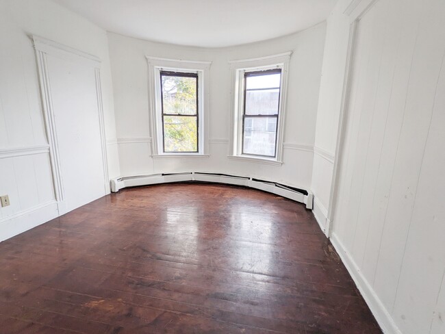 property at 62 Empire St