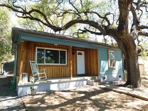 4421 Garnett St in Austin, TX - Building Photo - Building Photo