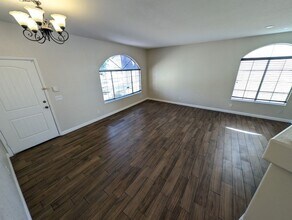 731 Rising Star Dr in Henderson, NV - Building Photo - Building Photo