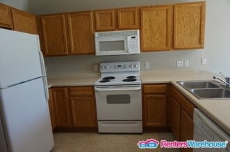 17697 65th Pl N in Osseo, MN - Building Photo - Building Photo