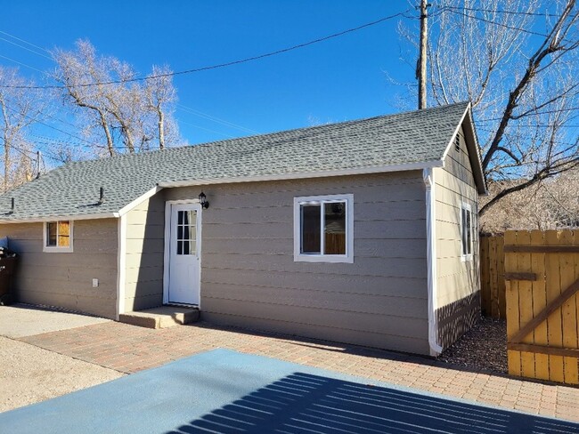 26 W Rio Grande St-Unit -Cottage in Colorado Springs, CO - Foto de edificio - Building Photo