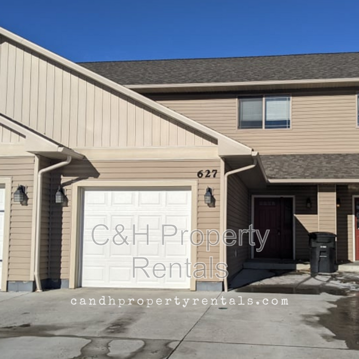 627 Presidents Pl in Billings, MT - Building Photo