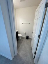 2561 Starry Pt in St. Cloud, FL - Foto de edificio - Building Photo