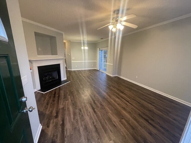 10829 Farmville Rd in Raleigh, NC - Building Photo - Building Photo