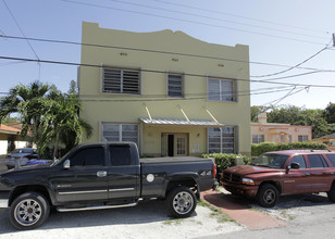 3133 SW 23rd Ter in Miami, FL - Building Photo - Building Photo