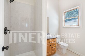 2015 10th St in Sacramento, CA - Building Photo - Building Photo