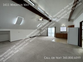 1611 Wheaton Wy in Bremerton, WA - Building Photo - Building Photo