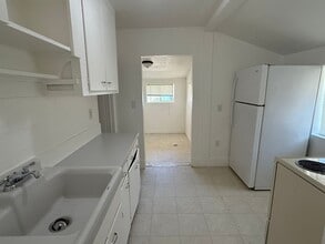 832 1/2 Methow St in Wenatchee, WA - Building Photo - Building Photo