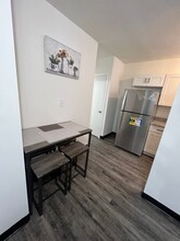 Southwinds Apartments in Miami, FL - Building Photo - Building Photo