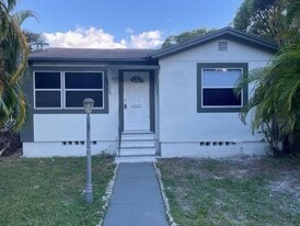 1215 Melrose Ave S in St. Petersburg, FL - Building Photo