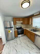 4017 Linden St in Allentown, PA - Building Photo