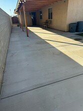 268 Burns Ct in Shafter, CA - Building Photo - Building Photo