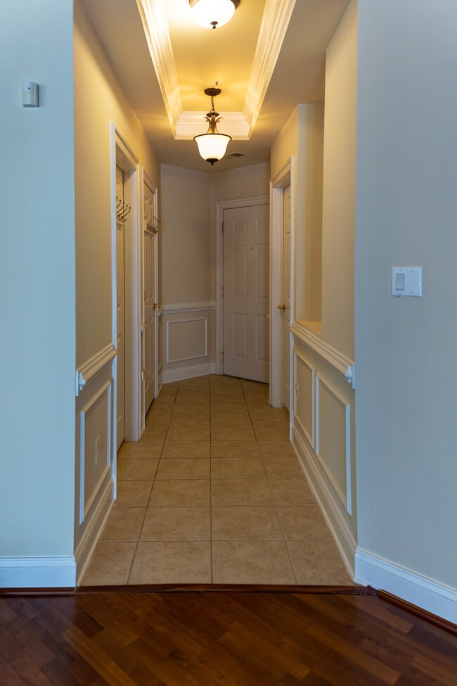 315 King Farm Blvd in Rockville, MD - Building Photo - Building Photo