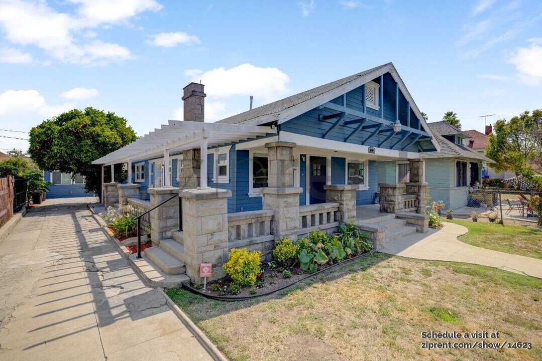1464 W 24th St in Los Angeles, CA - Building Photo
