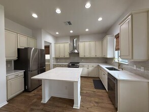 1581 Canopy Pasture Dr in St. Cloud, FL - Building Photo - Building Photo