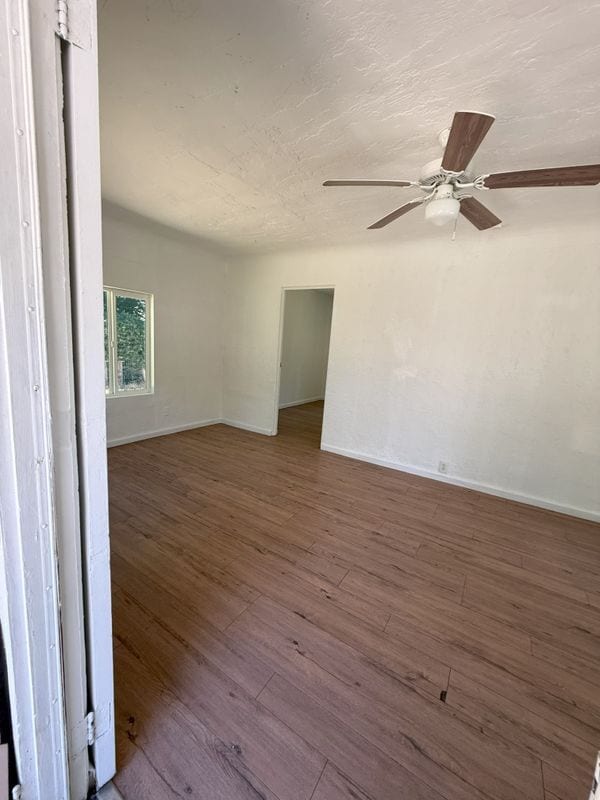 220 W D St in Tehachapi, CA - Building Photo - Building Photo
