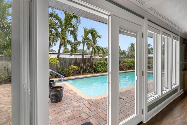 5166 39th St S in St. Petersburg, FL - Building Photo - Building Photo