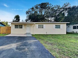 4972 SW 4th St in Margate, FL - Building Photo