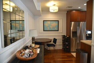 642 Pacific St in Santa Monica, CA - Building Photo - Building Photo