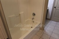 454 E Center St photo'