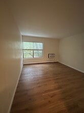 2707 Valmont Rd, Unit Two Mile Creek Conds in Boulder, CO - Foto de edificio - Building Photo