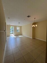 950 SW 147th Ave, Unit 2611 in Pembroke Pines, FL - Building Photo - Building Photo