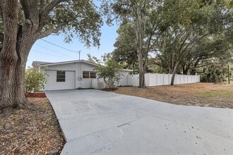 3100 N Canal Dr in Palm Harbor, FL - Building Photo - Building Photo