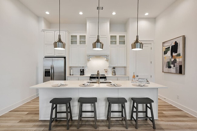 5048 Mooney Fls Dr in Bryan, TX - Building Photo - Building Photo