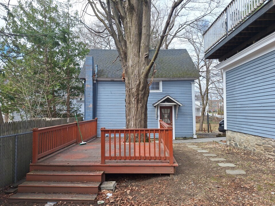 7 Summer St, Unit #2 in Nashua, NH - Foto de edificio