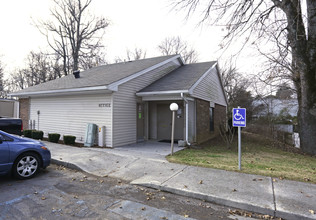 Hidden Acres Apartments in Hixson, TN - Building Photo - Building Photo