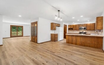 294 Buzzard Cove in Cape Fair, MO - Building Photo - Building Photo