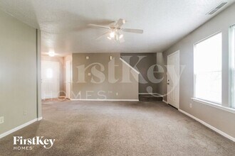 6614 Black Antler Dr in Indianapolis, IN - Building Photo - Building Photo