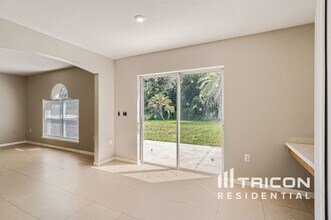 17017 Lixberry Way in Land O Lakes, FL - Building Photo - Building Photo