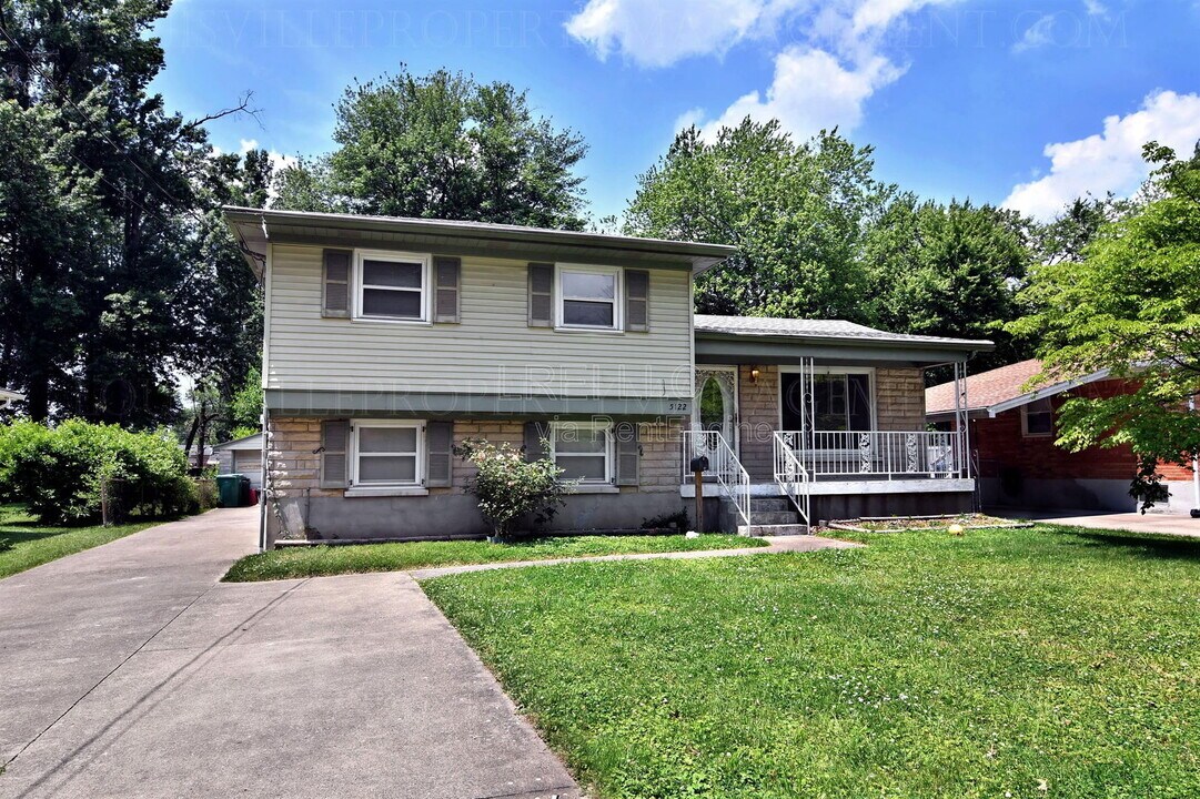 5122 Braidwood Dr in Louisville, KY - Building Photo