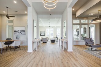 Preserve at Perdido Apartments in Pensacola, FL - Foto de edificio - Building Photo