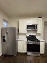 3547 W Dickens Ave in Chicago, IL - Foto de edificio - Building Photo