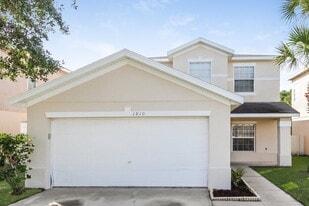 1810 Meadow Pond Way in Orlando, FL - Building Photo