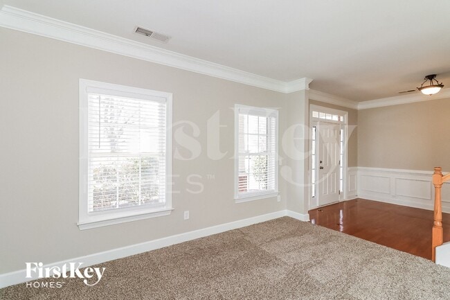 204 Birch Hill Ct in Canton, GA - Foto de edificio - Building Photo