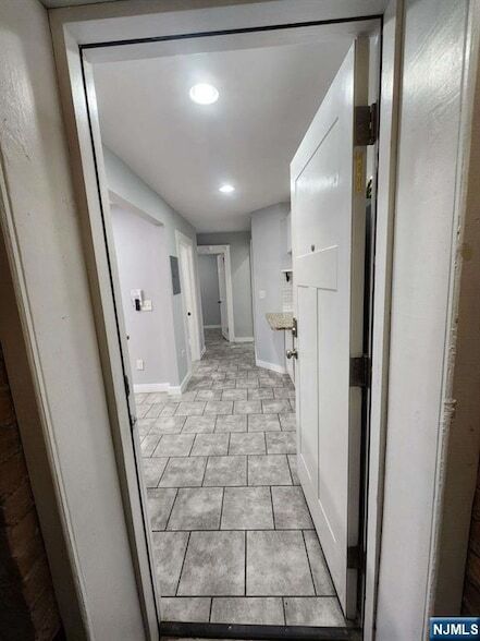 237 Spring St in Paterson, NJ - Building Photo
