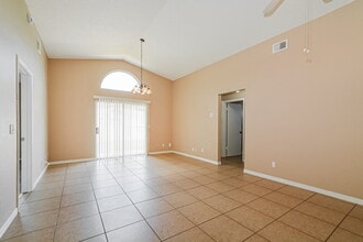 3100 Orchard Pl in Kissimmee, FL - Building Photo - Building Photo
