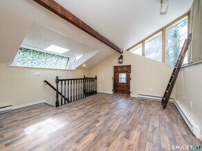 128 Perry Ave in Norwalk, CT - Building Photo - Building Photo