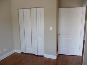 3705 N Kedzie Ave in Chicago, IL - Building Photo - Building Photo