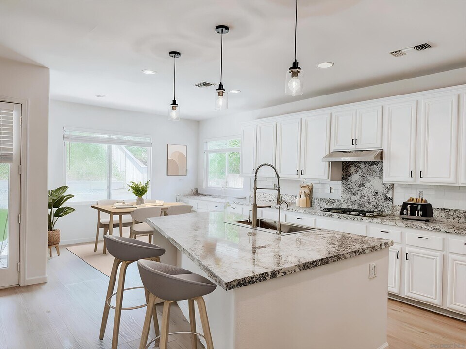 1422 Antioch Ave in Chula Vista, CA - Building Photo