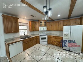 301 Lakeside Rd in Hot Springs, AR - Building Photo - Building Photo