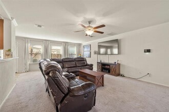 104 Bufflehead Ln in Leander, TX - Building Photo - Building Photo