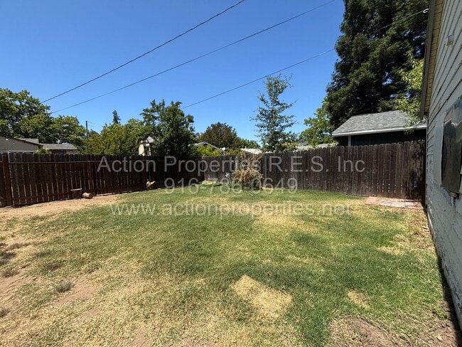 227 Donner Ave in Roseville, CA - Building Photo - Building Photo