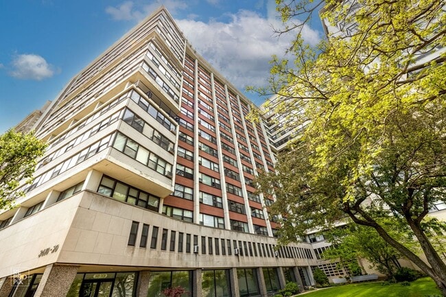 property at 3420 N Lake Shore Dr