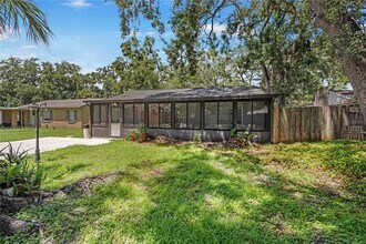4715 W Knights Ave in Tampa, FL - Building Photo - Building Photo