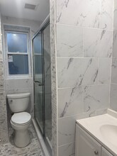 199-14 32nd Ave in Queens, NY - Foto de edificio - Building Photo