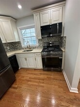 109-40-109221 221st St in Queens, NY - Building Photo - Building Photo